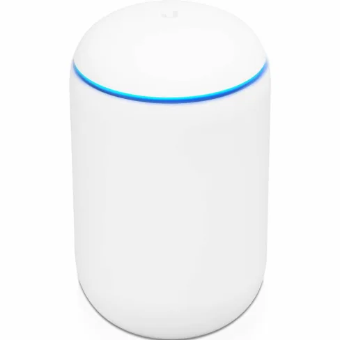 Точка доступа Wi-Fi Ubiquiti UDM
