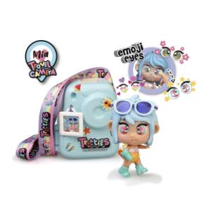 Кукла Trotties Мини-кукла Миа с фотоаппаратом, синяя (TFT21000C)